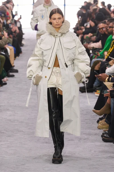 Look 5